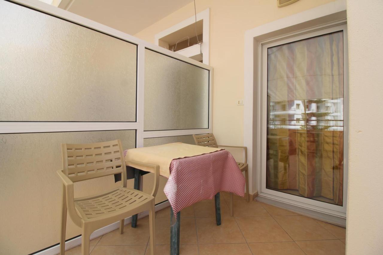 Lengu Holidays Houses Sarandë Exteriör bild