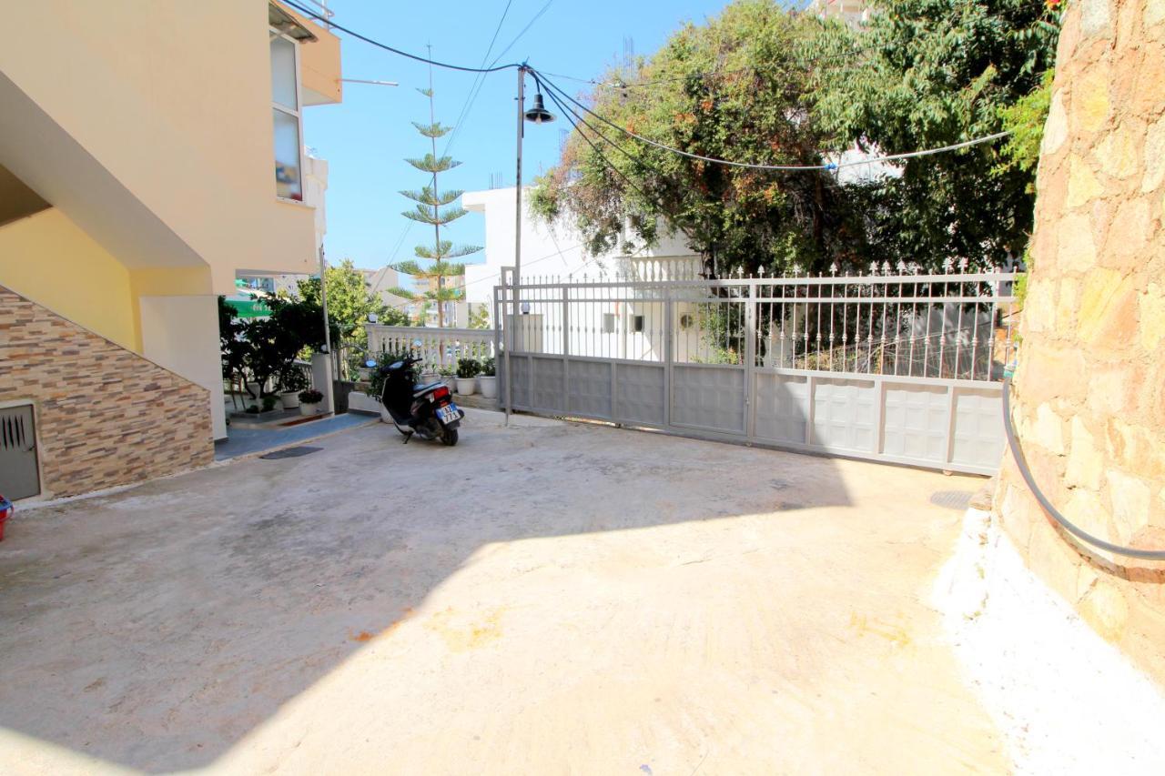 Lengu Holidays Houses Sarandë Exteriör bild