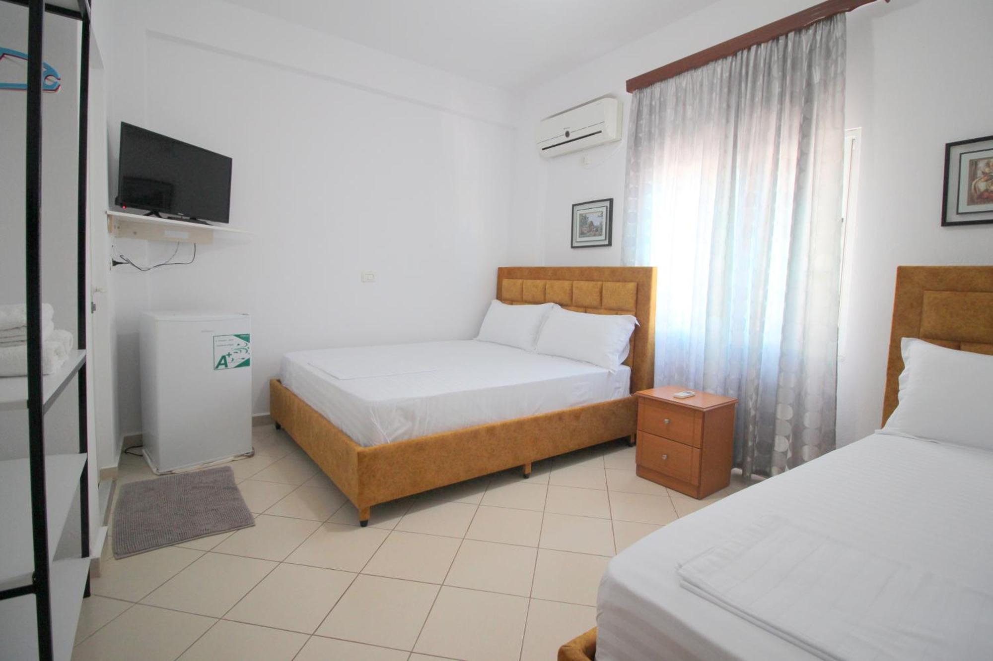 Lengu Holidays Houses Sarandë Exteriör bild